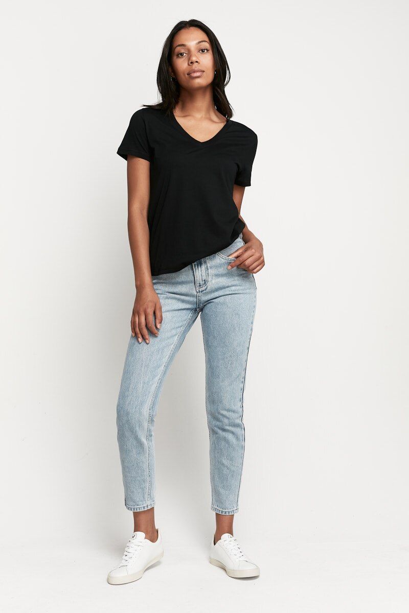 Womens Bonds Originals Light V-Neck T-Shirt Black