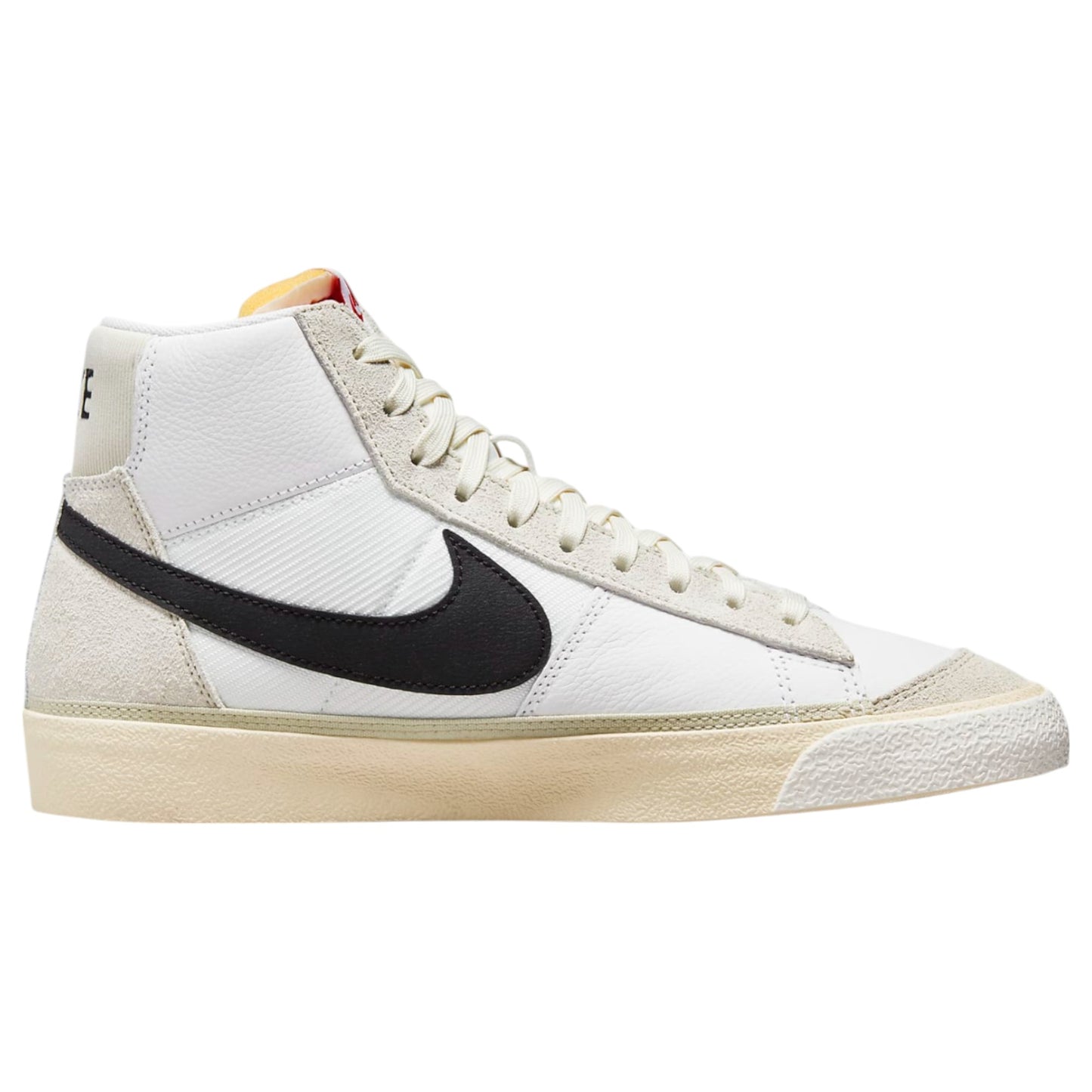 Mens Nike Blazer Mid 77 Pro Club Remastered Shoes White/Black