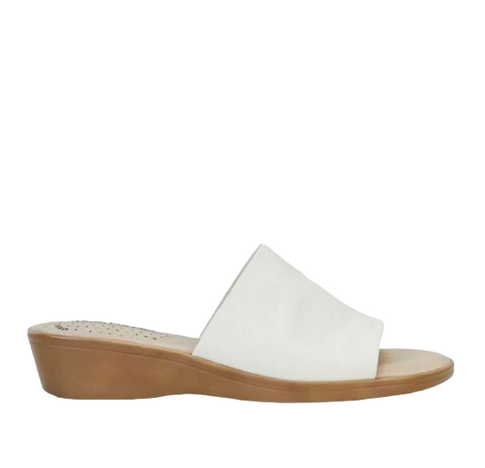 Womens Hush Puppies Coco Slides White