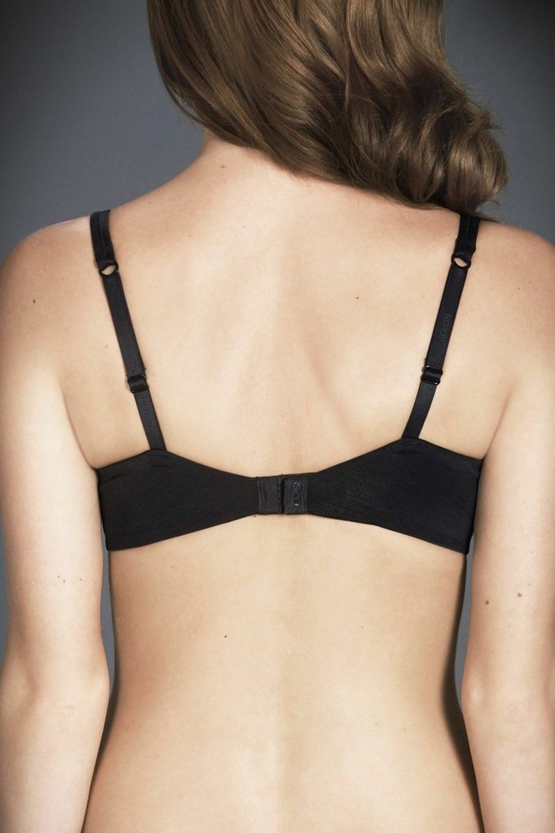 Berlei Barely There Contour T-Shirt Bra Black With Underwire