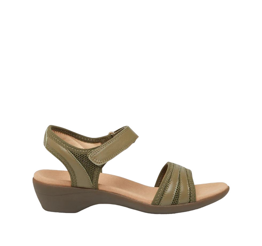 Womens Hush Puppies Amazing Sandals Sage