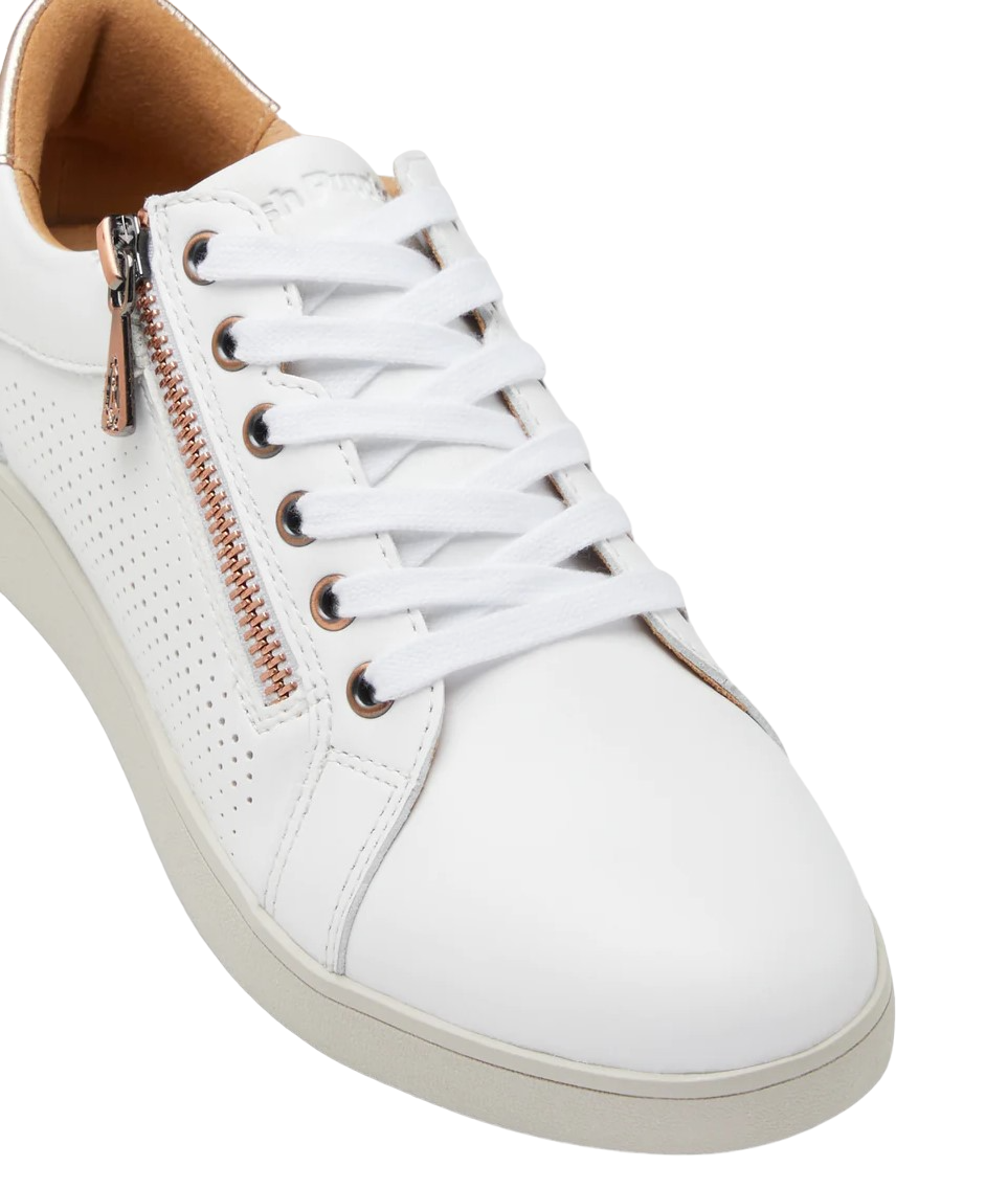 Womens Hush Puppies Mimosa Perf Shoes White/Copper