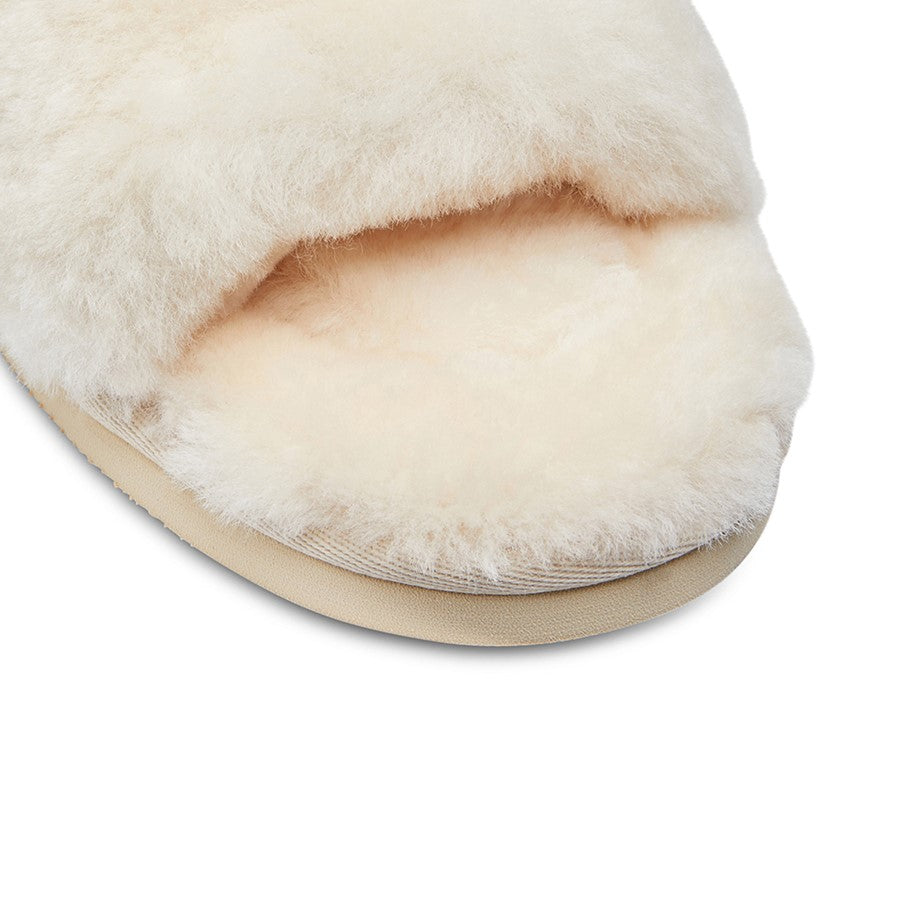 Womens Hush Puppies Lust Slippers Natural