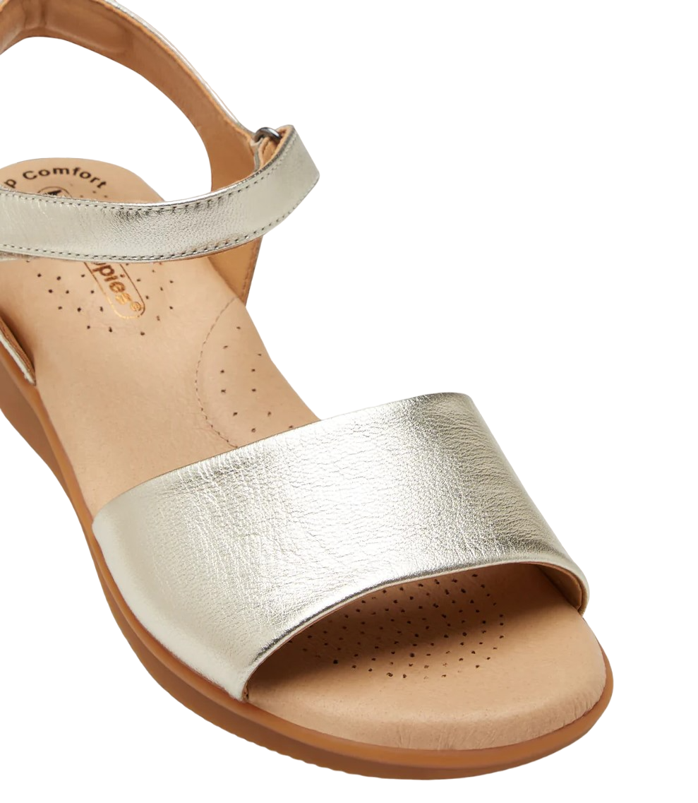 Womens Hush Puppies Nigella Pl Sandals Champagne