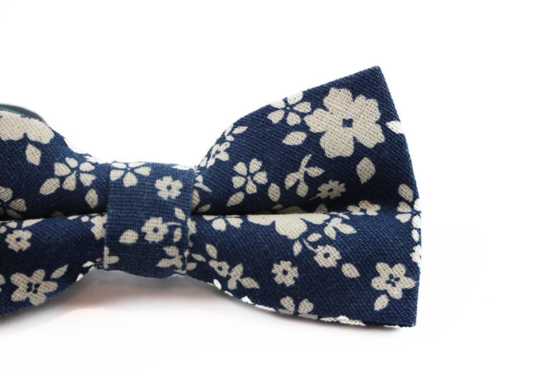 Mens Navy & White Flowers Cotton Bow Tie & Pocket Square Set - Zasel Home of Big Brands