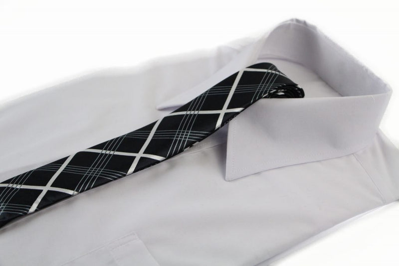Mens Black & White Zig Zag Stripe 5cm Skinny Neck Tie